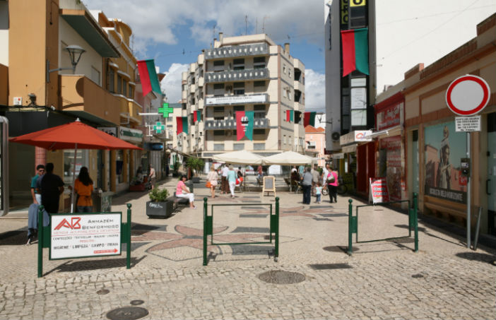 Largo da Mó (Millstone Square)