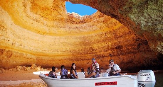 Ophelia Catamaran | Mares Maravilhosos 