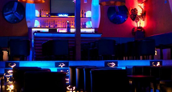 Outro Bar
